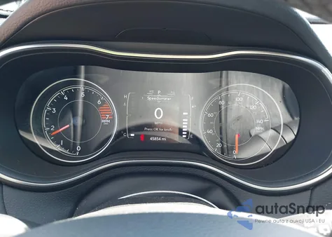 2020 Jeep Cherokee Altitude Fwd z USA, uszkodzony, nr VIN 1C4PJLLB3LD645457